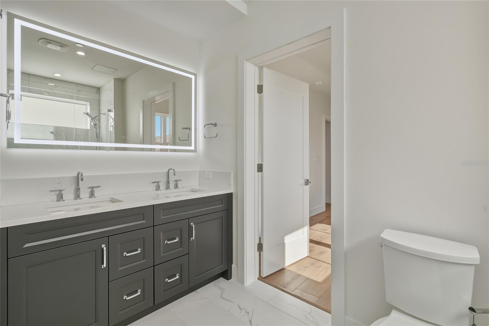 QUIET COVE - Residential