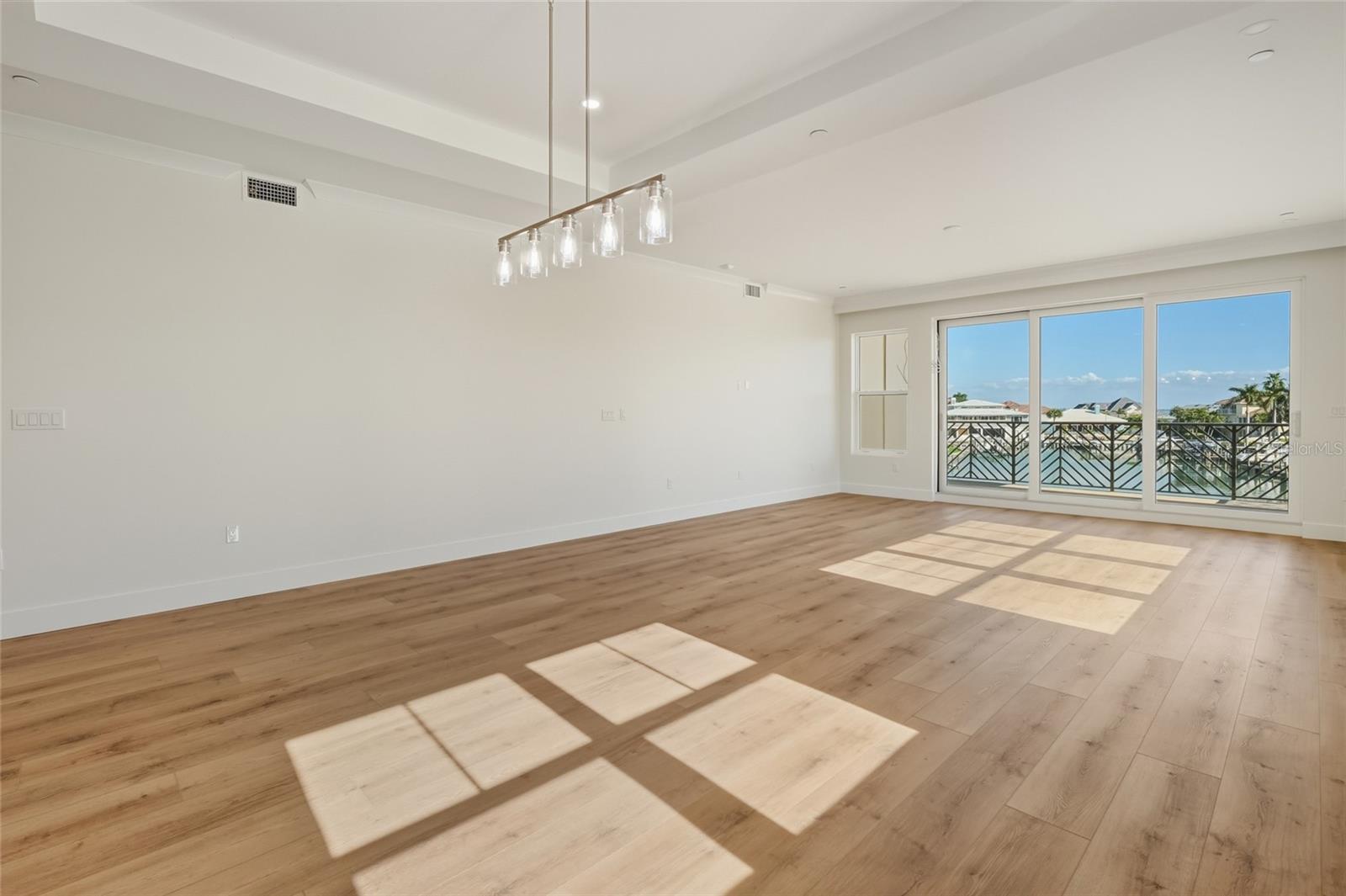 QUIET COVE - Residential