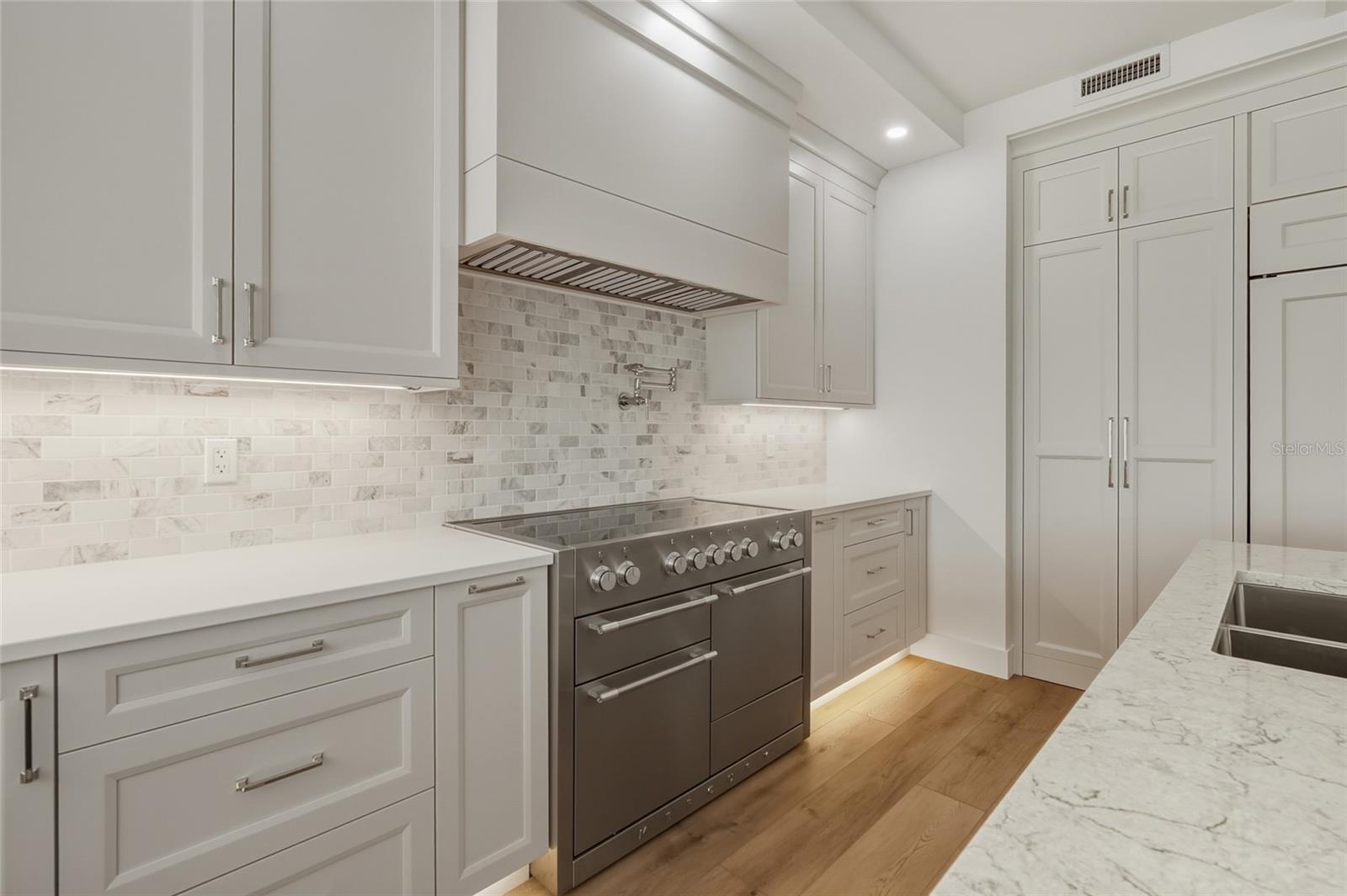 QUIET COVE - Residential