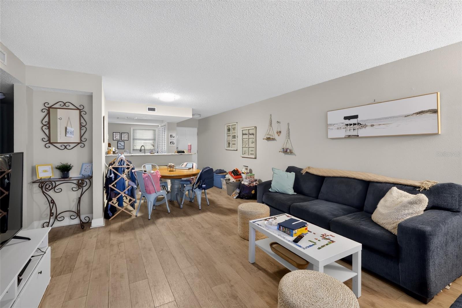 2650 COUNTRYSIDE BOULEVARD B104