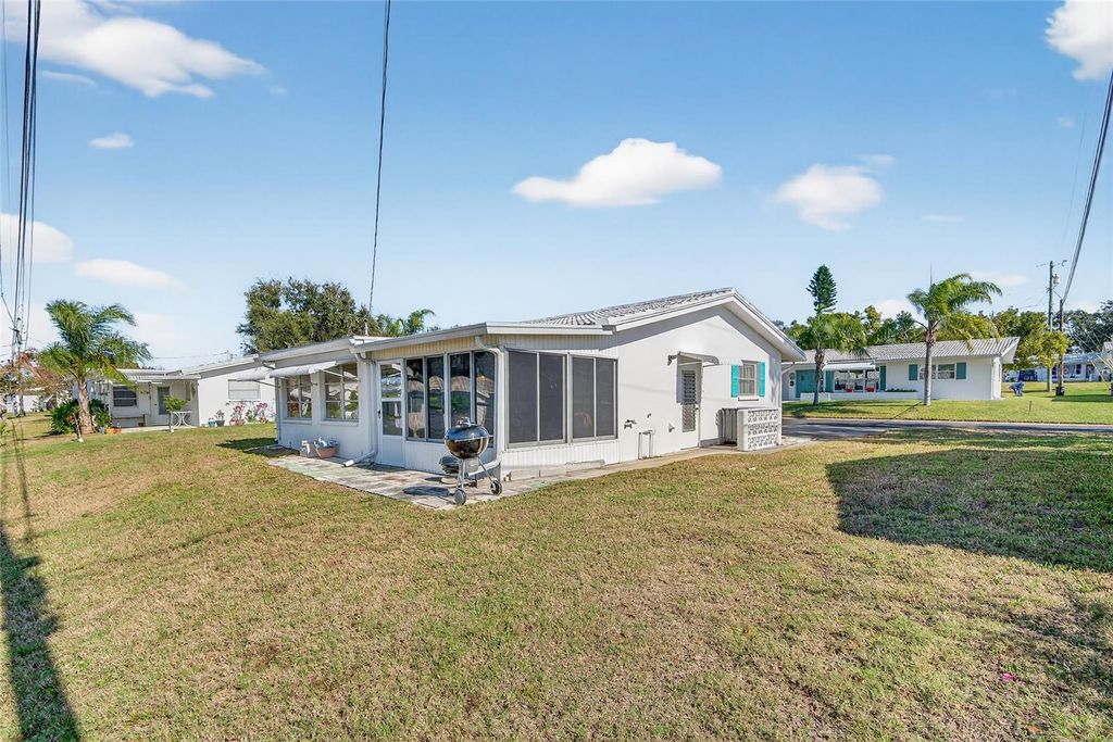 Photo of 9238 140th Lane, Seminole, FL 33776 (MLS # TB8455472)
