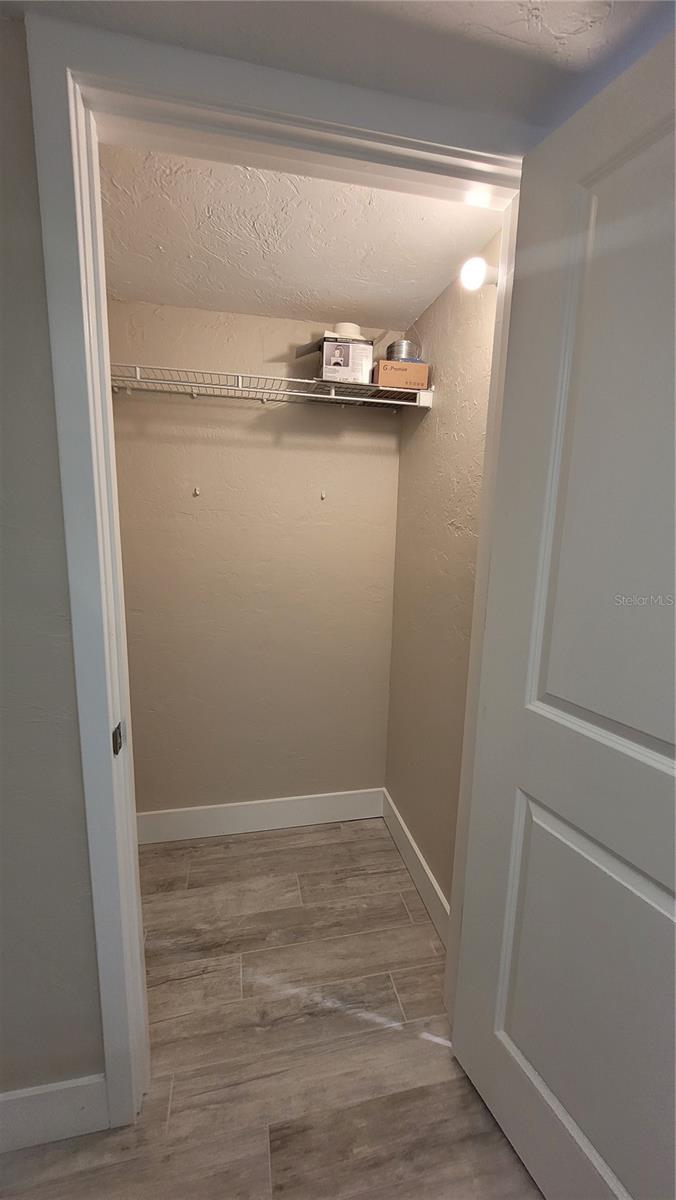 TREASURE ISLAND TENNIS & YACHT CLUB - Residential