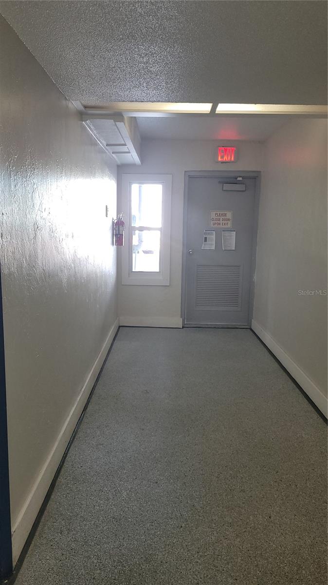 TREASURE ISLAND TENNIS & YACHT CLUB - Residential