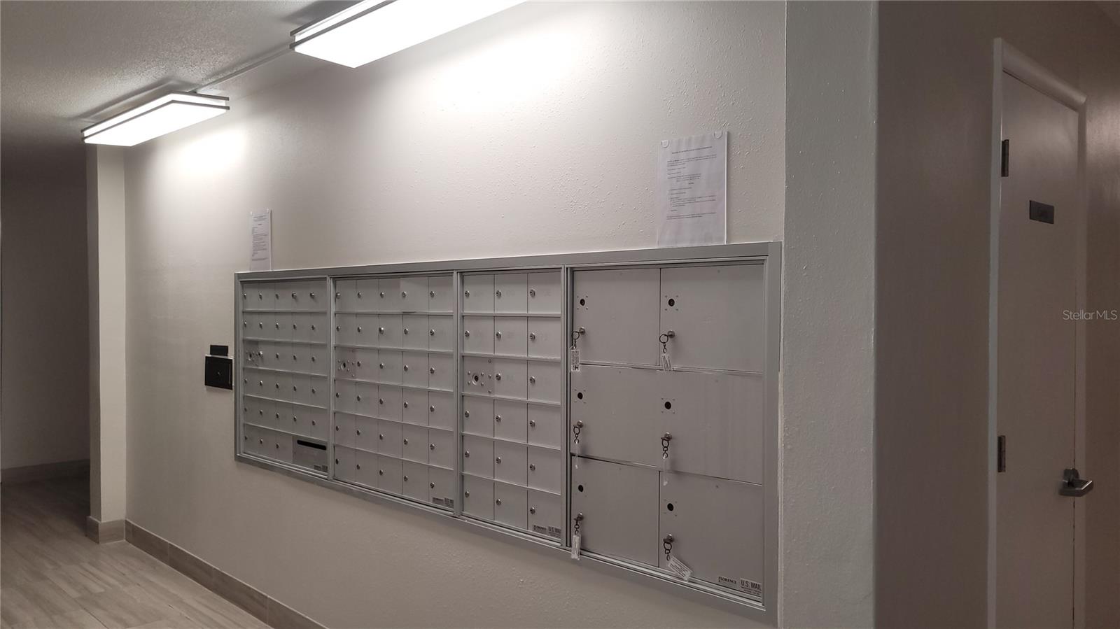 TREASURE ISLAND TENNIS & YACHT CLUB - Residential