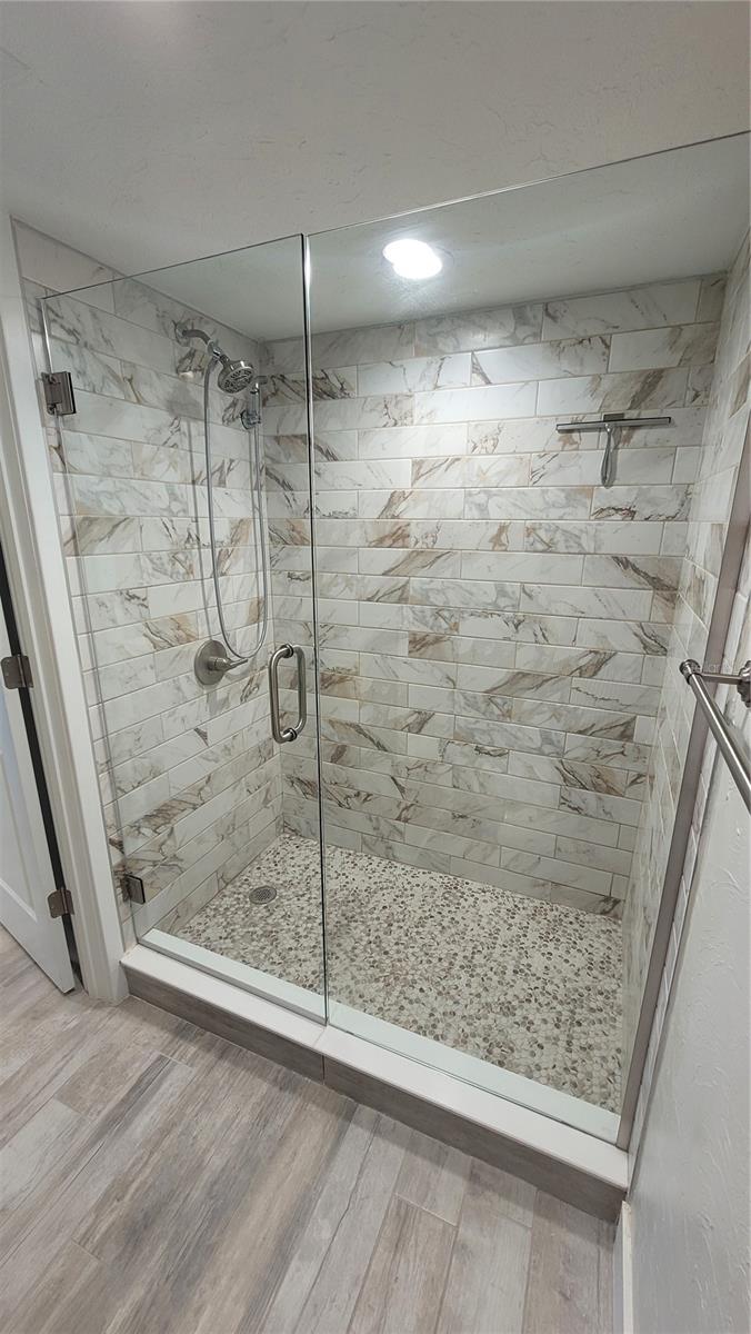 TREASURE ISLAND TENNIS & YACHT CLUB - Residential