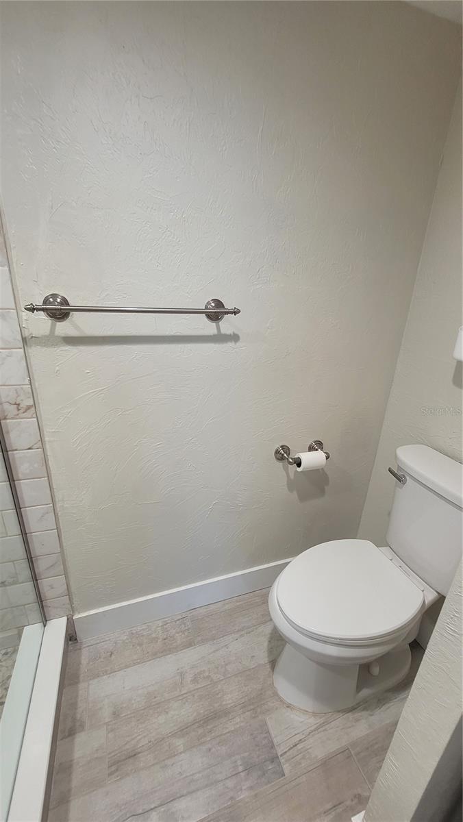 TREASURE ISLAND TENNIS & YACHT CLUB - Residential