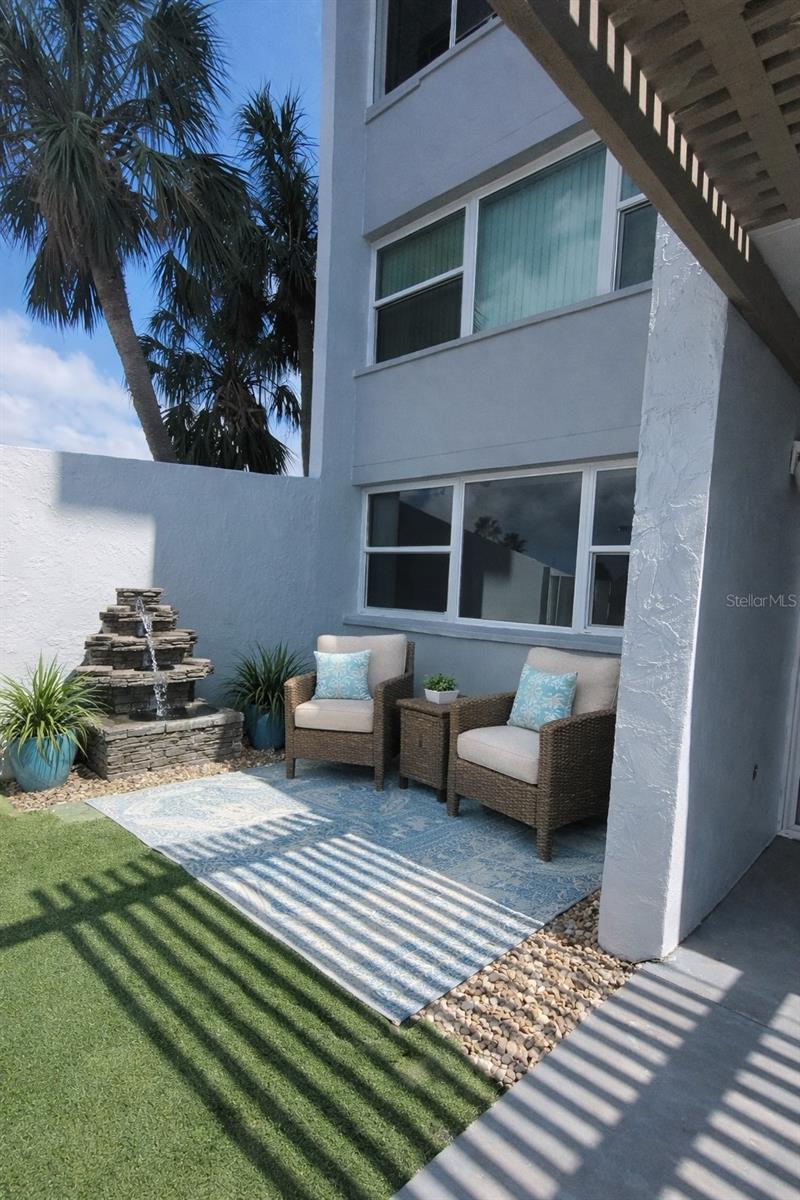 TREASURE ISLAND TENNIS & YACHT CLUB - Residential