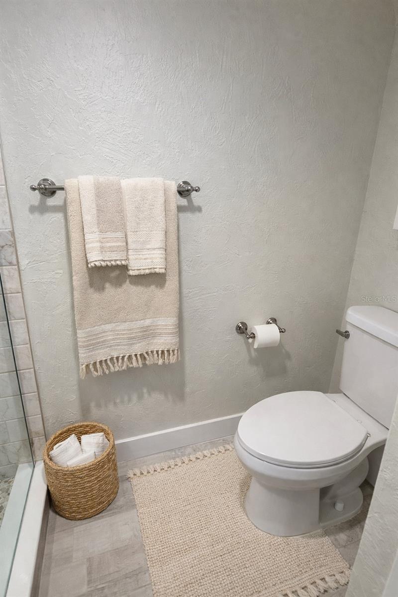 TREASURE ISLAND TENNIS & YACHT CLUB - Residential