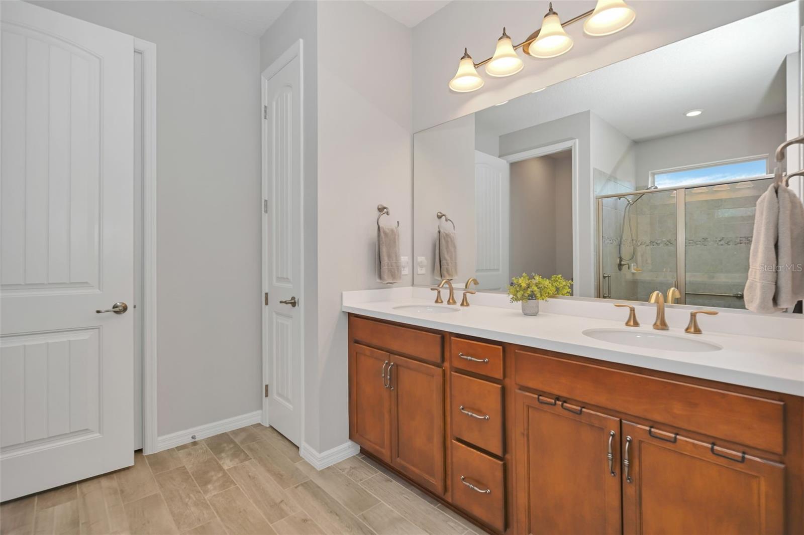 STONE CRK BY DEL WEBB NOTTINGHAM - Residential