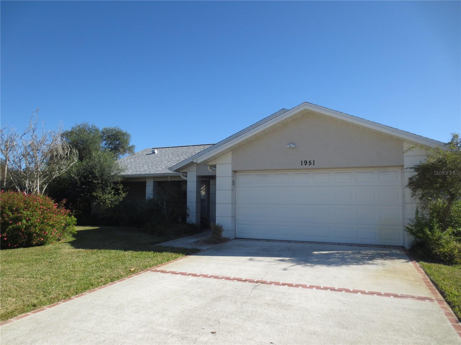 HIGHLAND LAKES UNIT SEVENTEEN PH 2 - Residential Lease