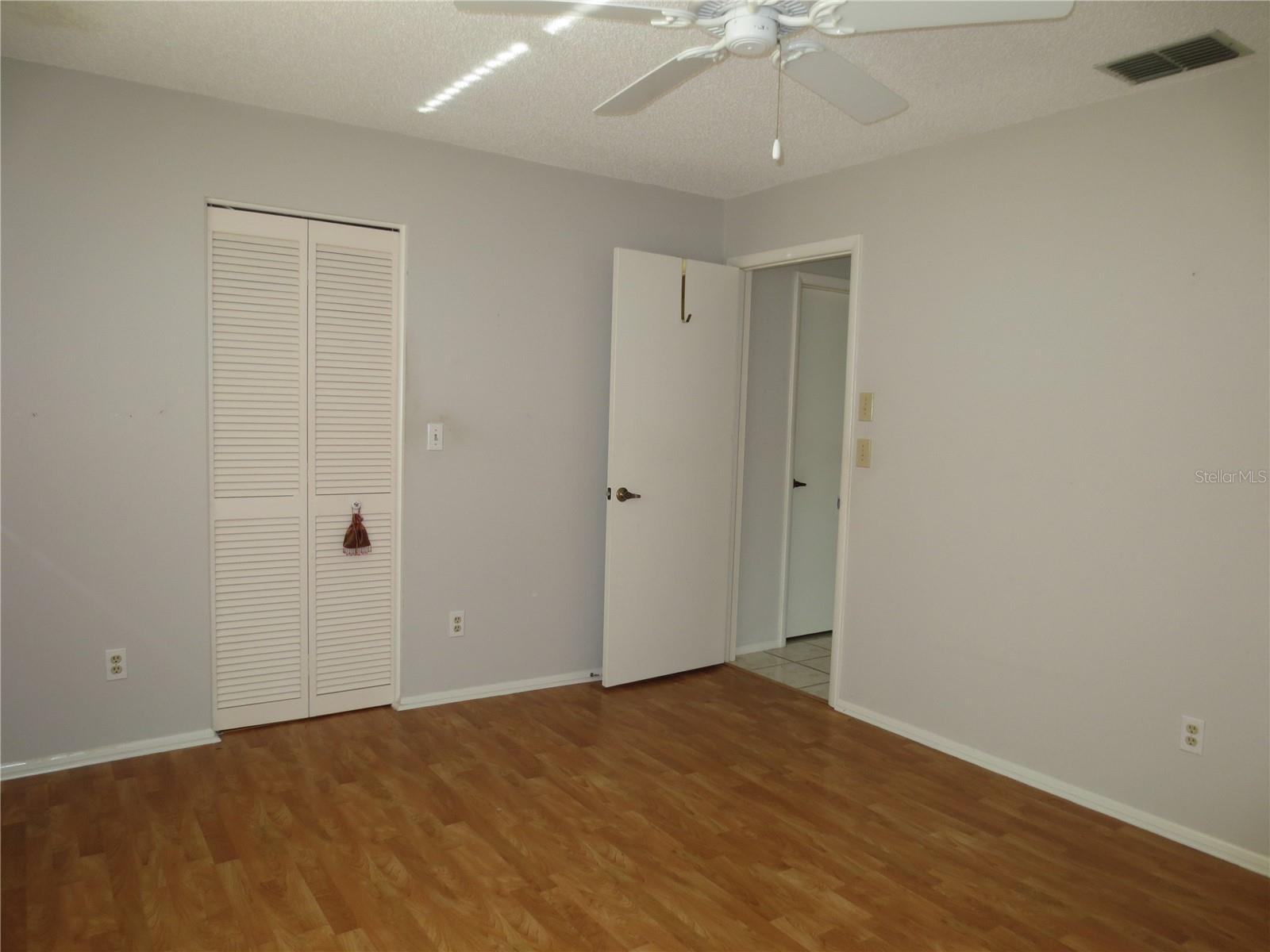 HIGHLAND LAKES UNIT SEVENTEEN PH 2 - Residential Lease