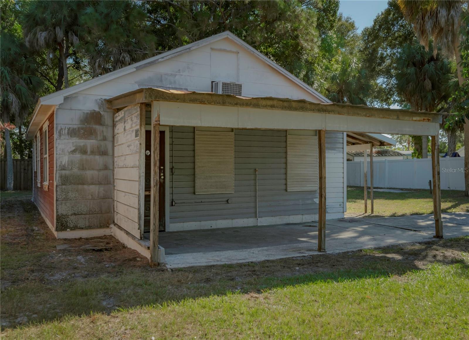 LAKEWOOD ESTATES SEC A - Residential Lease