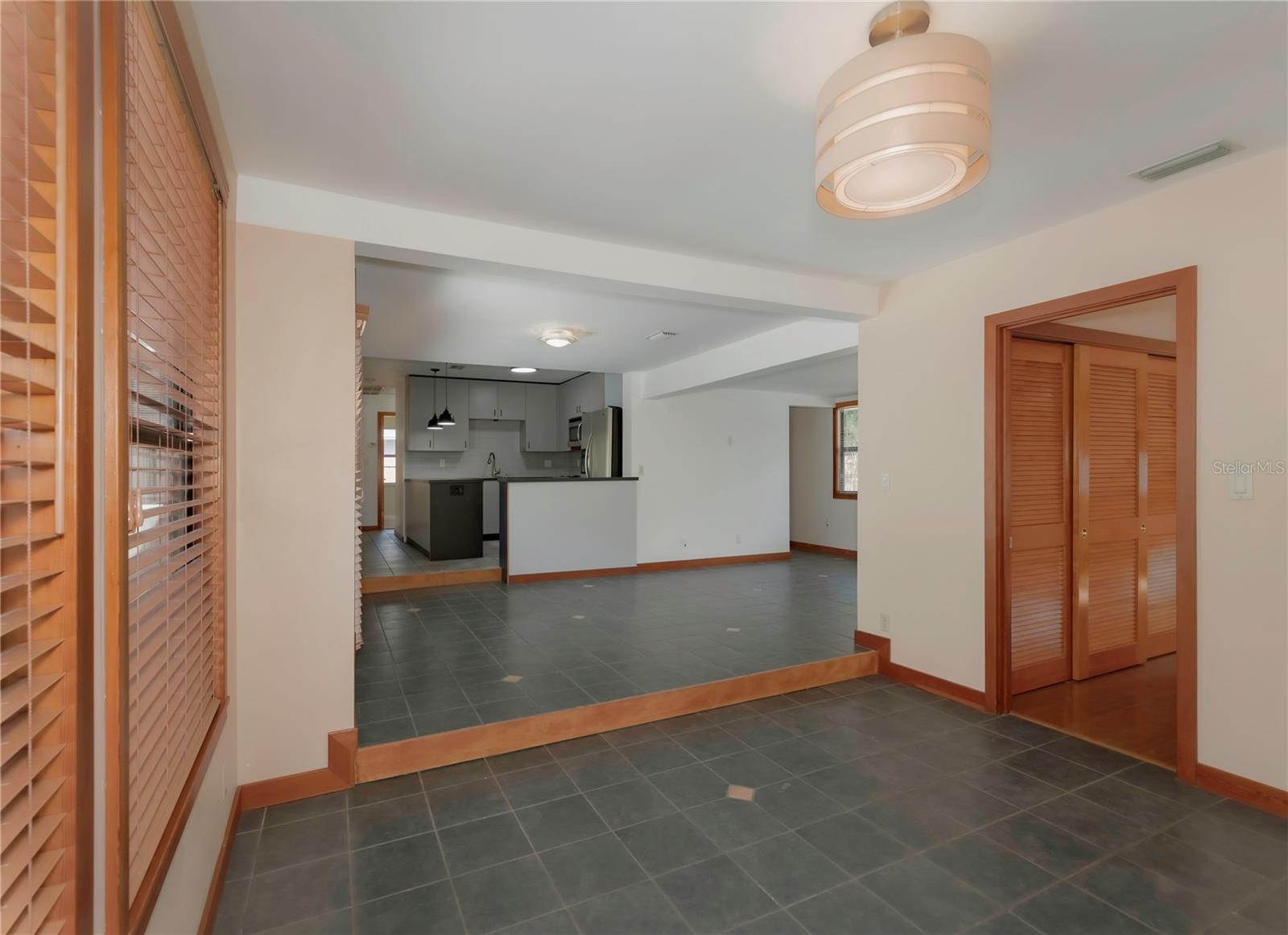 LAKEWOOD ESTATES SEC A - Residential Lease