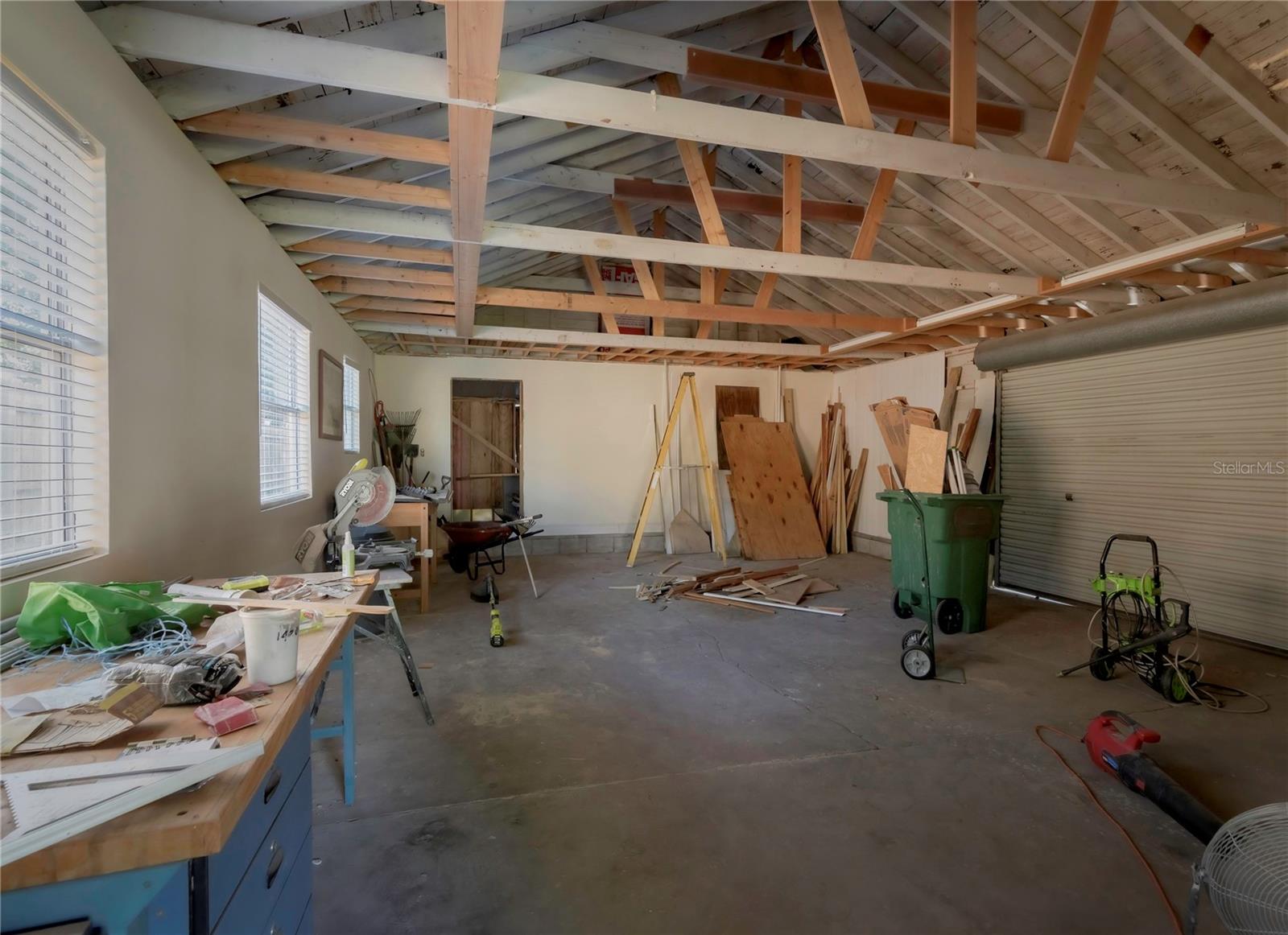 LAKEWOOD ESTATES SEC A - Residential Lease