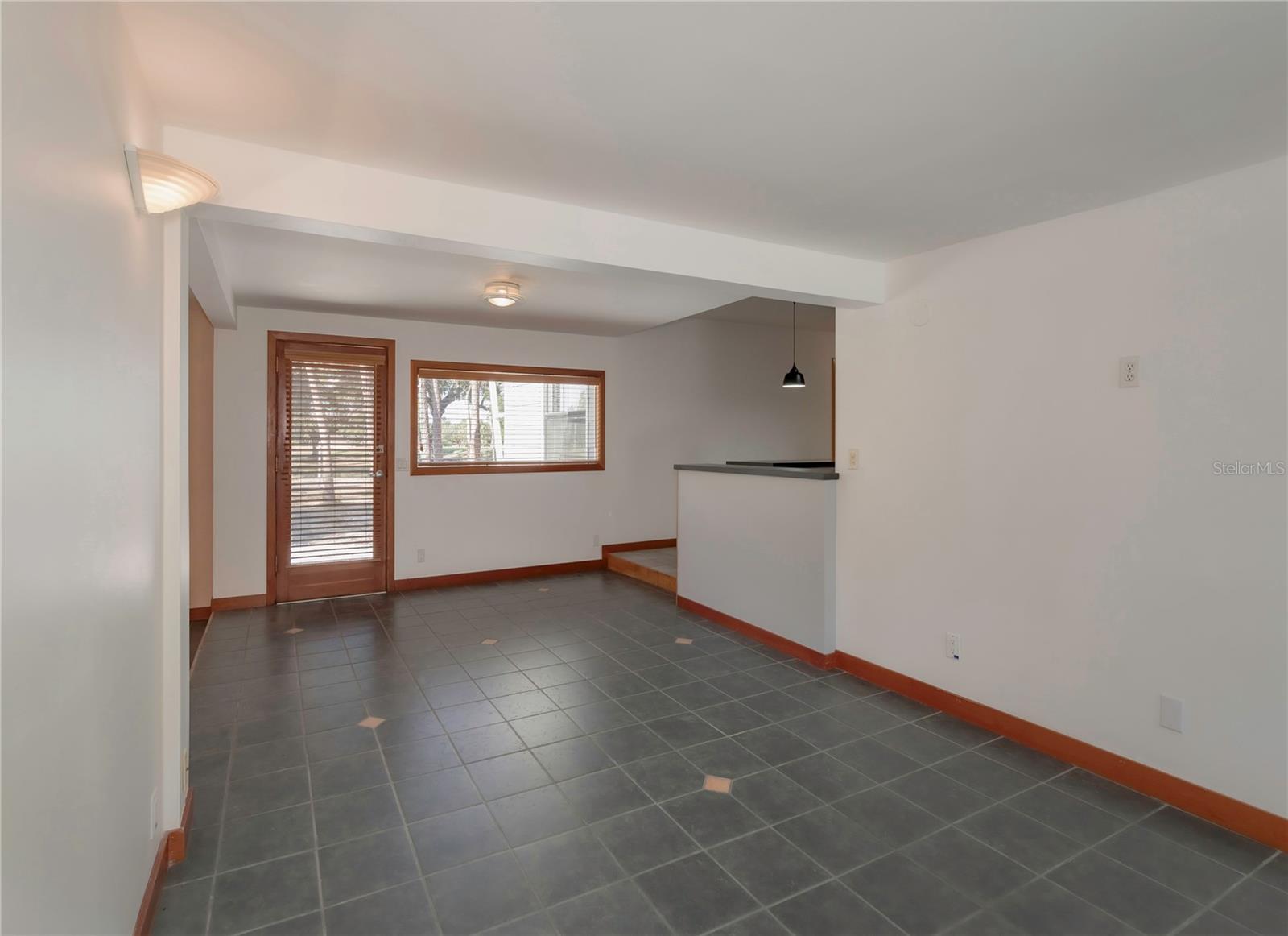 LAKEWOOD ESTATES SEC A - Residential Lease