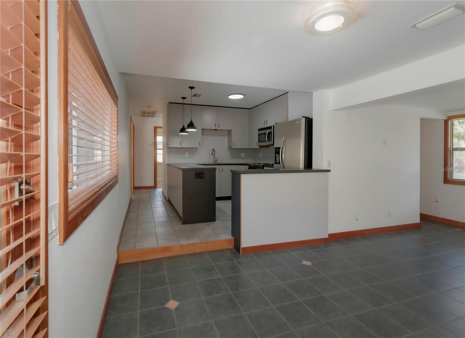 LAKEWOOD ESTATES SEC A - Residential Lease