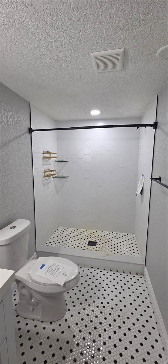 COLONIAL TERRACE - Residential