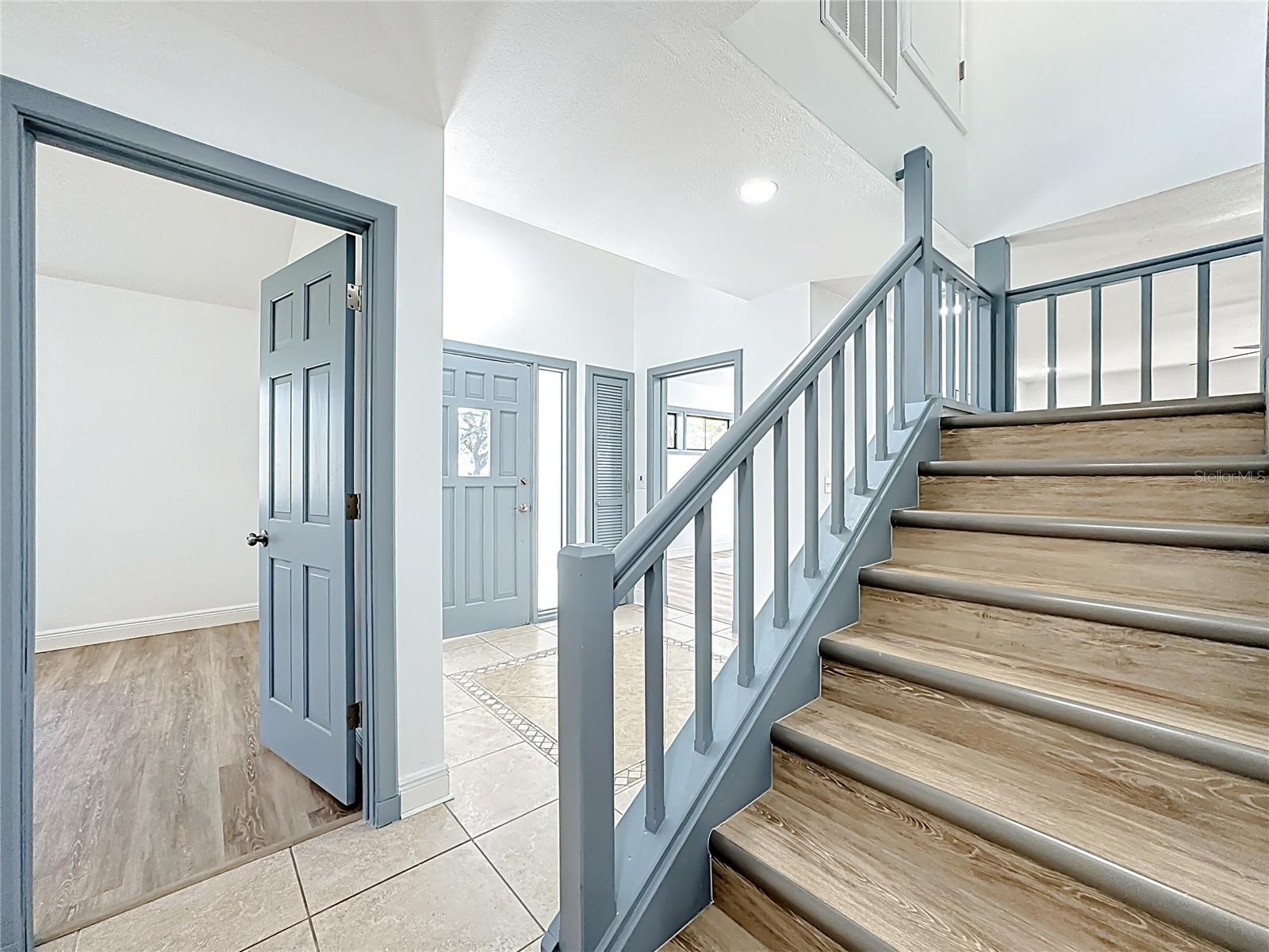 LAKE BINGHAM WOODS EAST - Residential