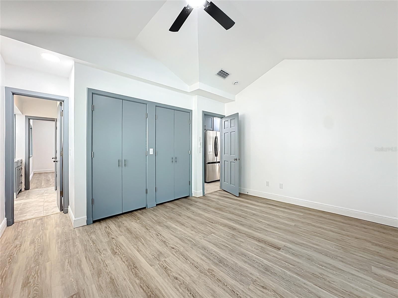 LAKE BINGHAM WOODS EAST - Residential