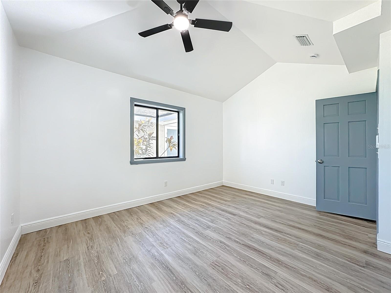 LAKE BINGHAM WOODS EAST - Residential