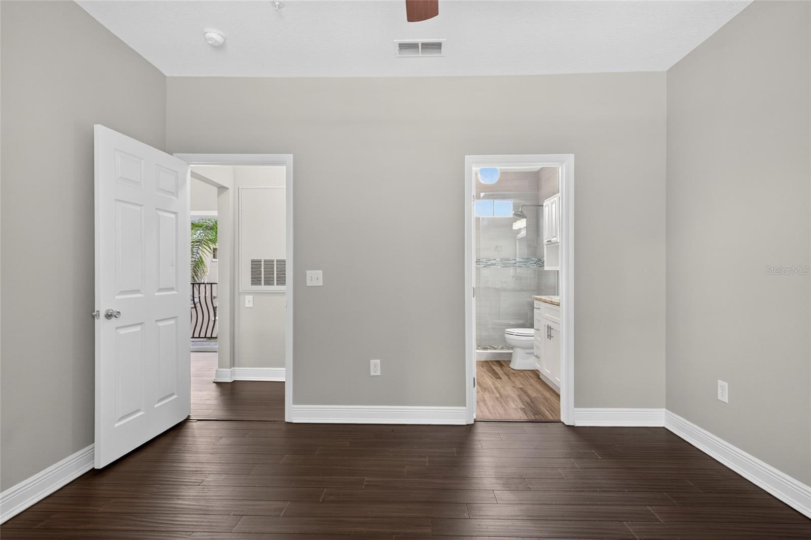 HARBOUR PLACE CITY HOMES A CON - Residential