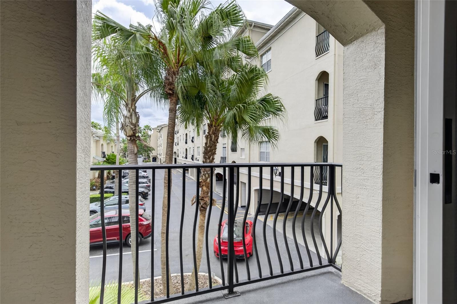 HARBOUR PLACE CITY HOMES A CON - Residential