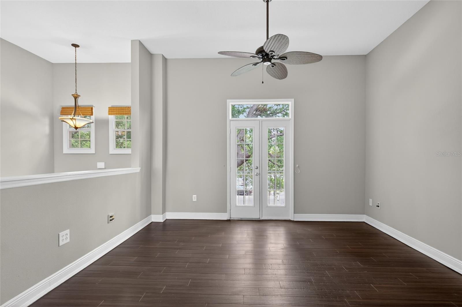 501 KNIGHTS RUN AVENUE 4102