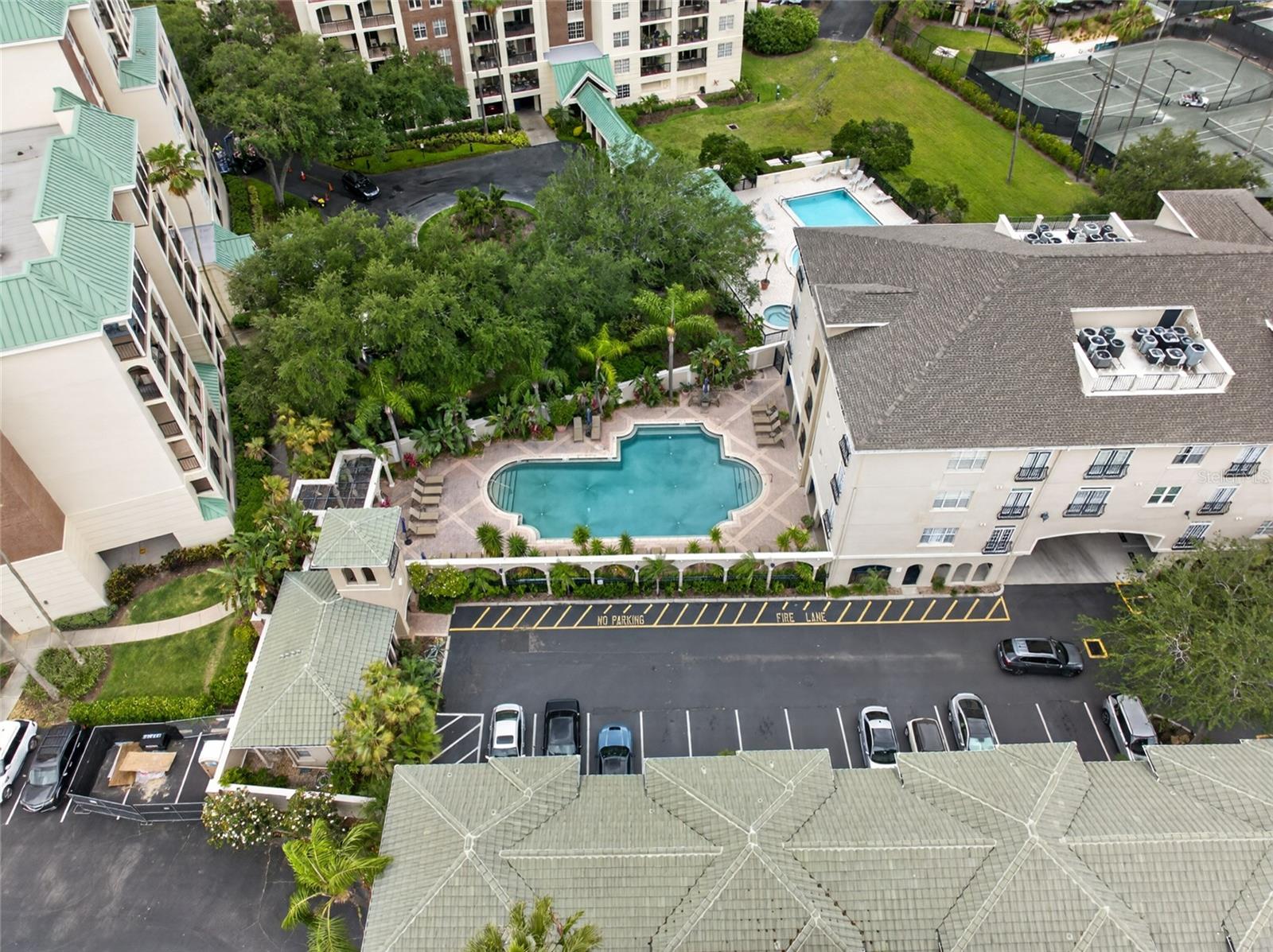 HARBOUR PLACE CITY HOMES A CON - Residential