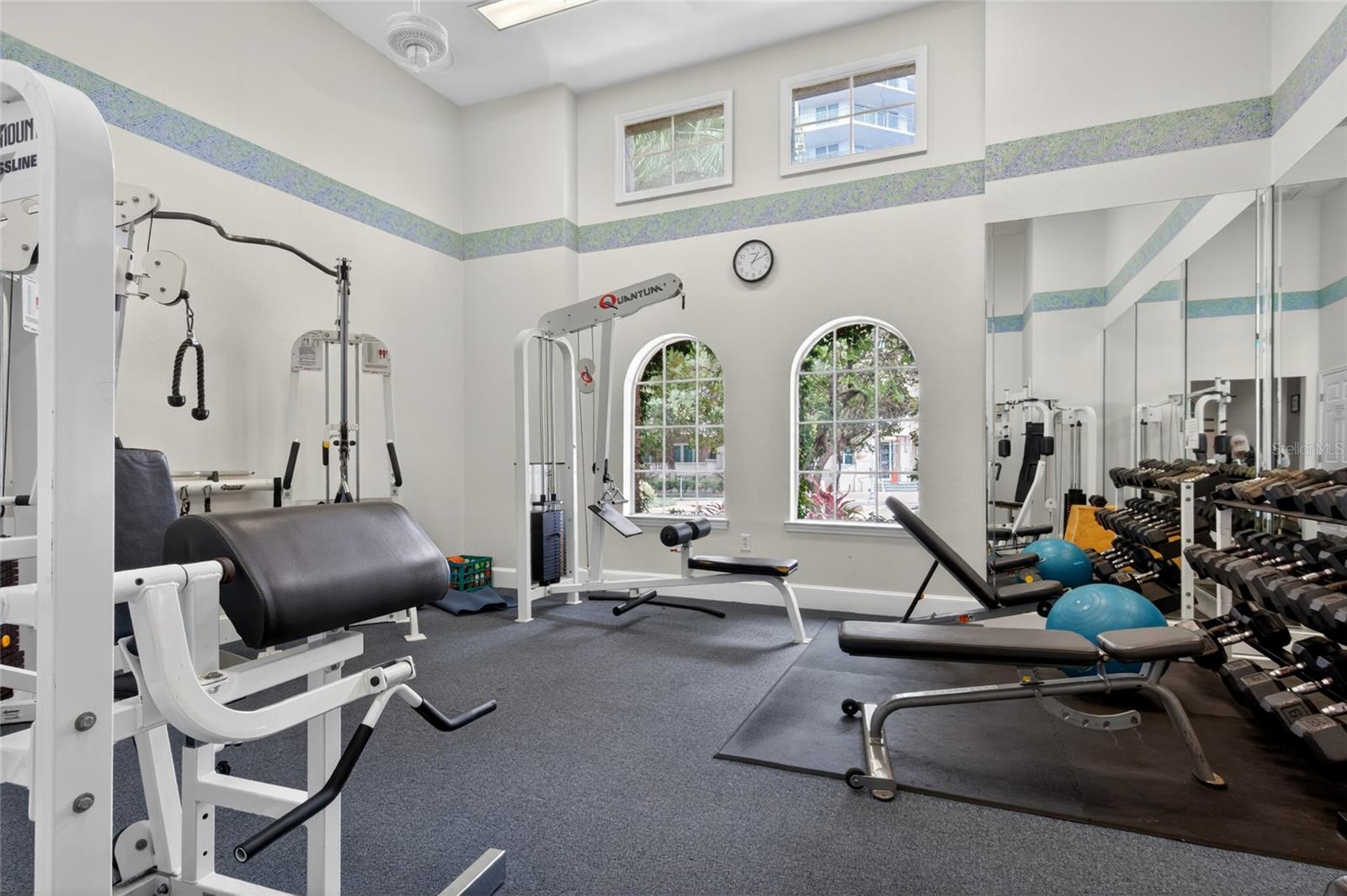 HARBOUR PLACE CITY HOMES A CON - Residential