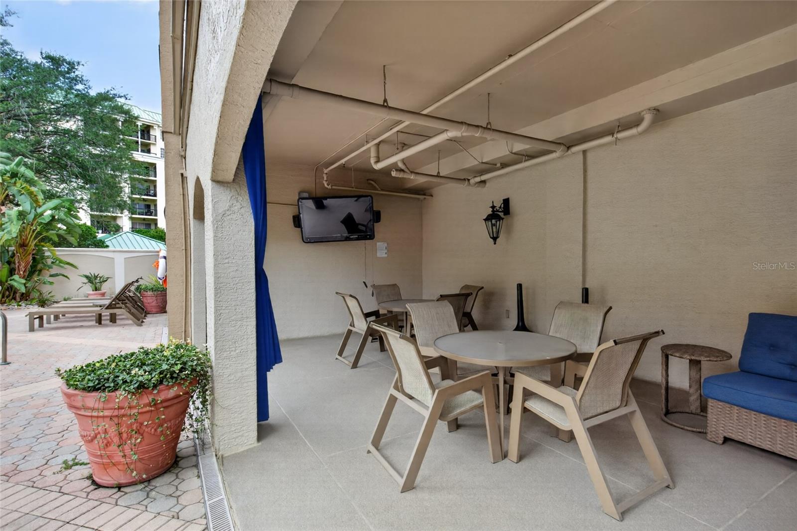 HARBOUR PLACE CITY HOMES A CON - Residential