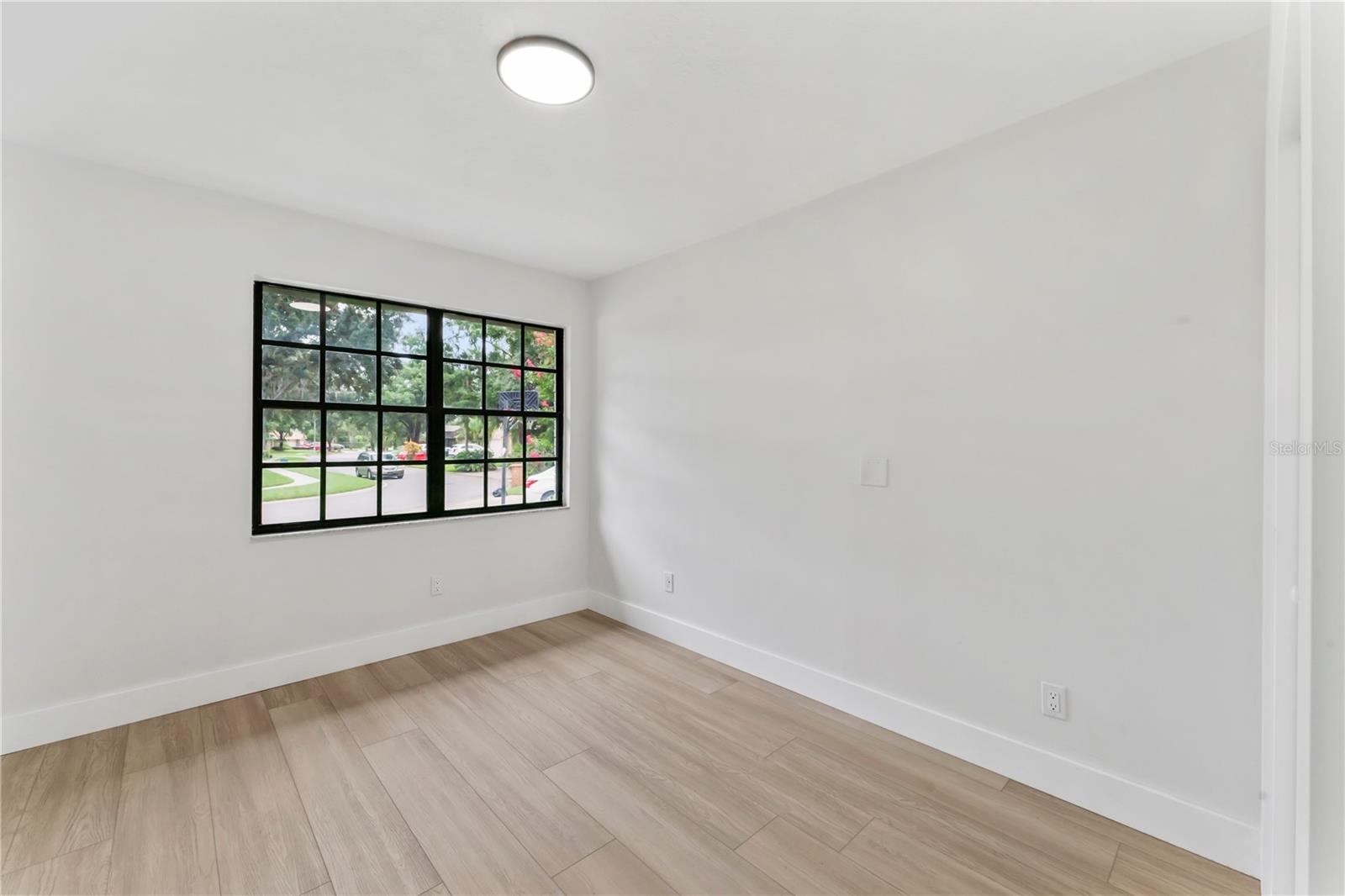 BLOOMINGDALE SEC J J - Residential