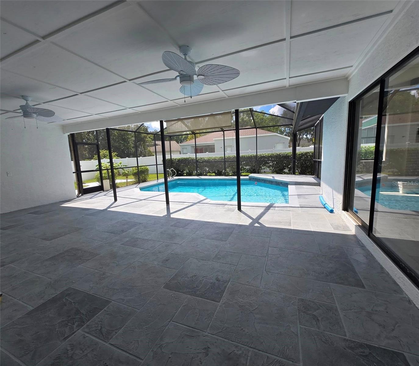 BLOOMINGDALE SEC J J - Residential