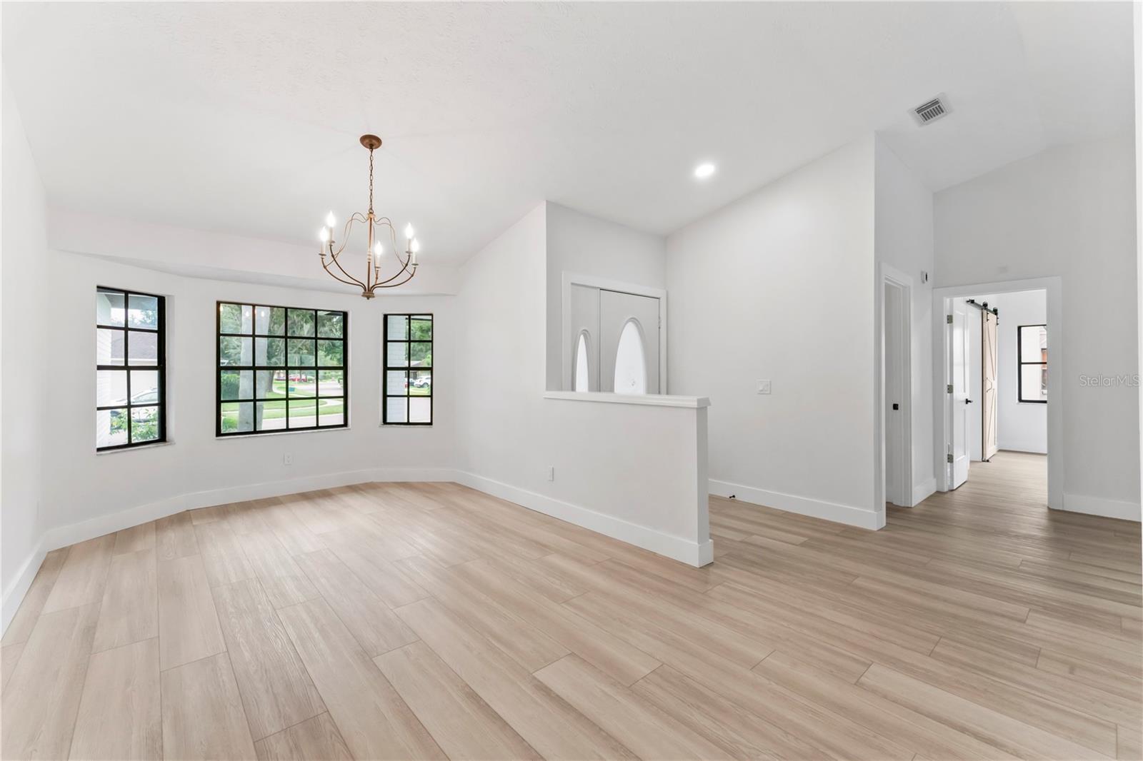 BLOOMINGDALE SEC J J - Residential