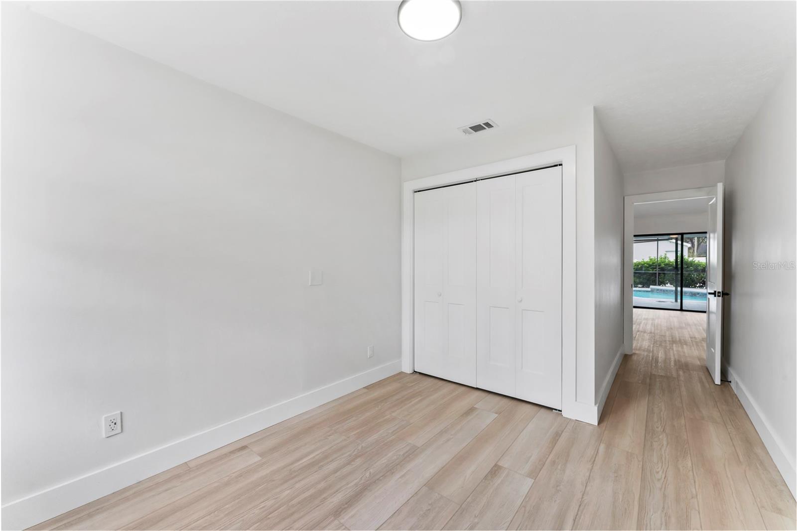 BLOOMINGDALE SEC J J - Residential