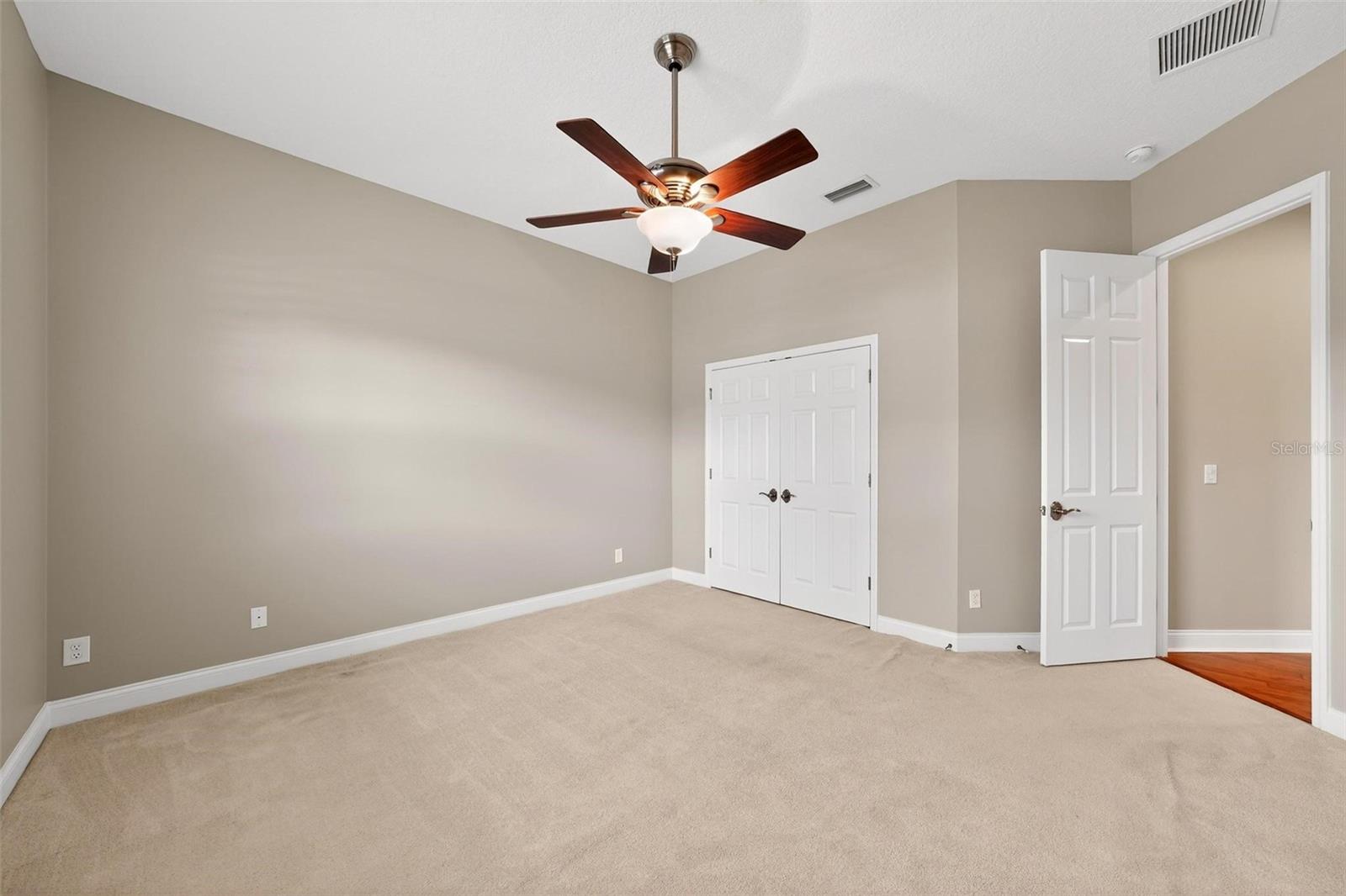 DORA ESTATES - Residential