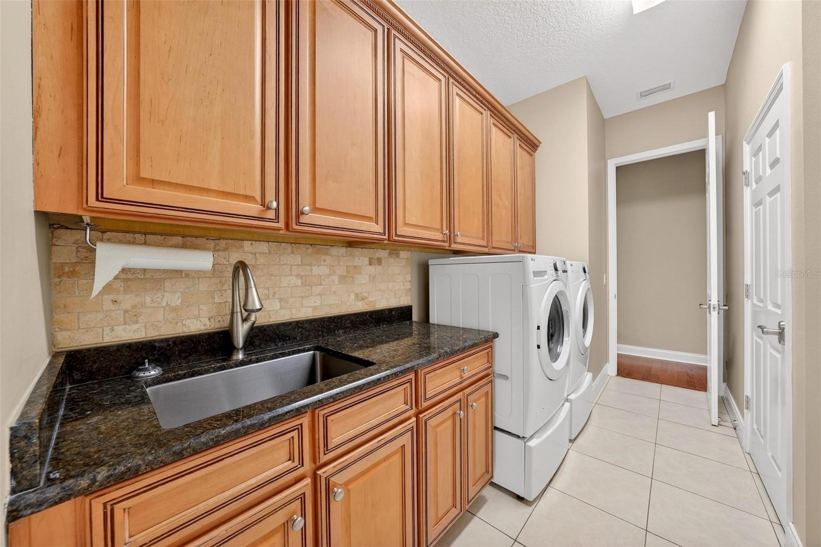 DORA ESTATES - Residential