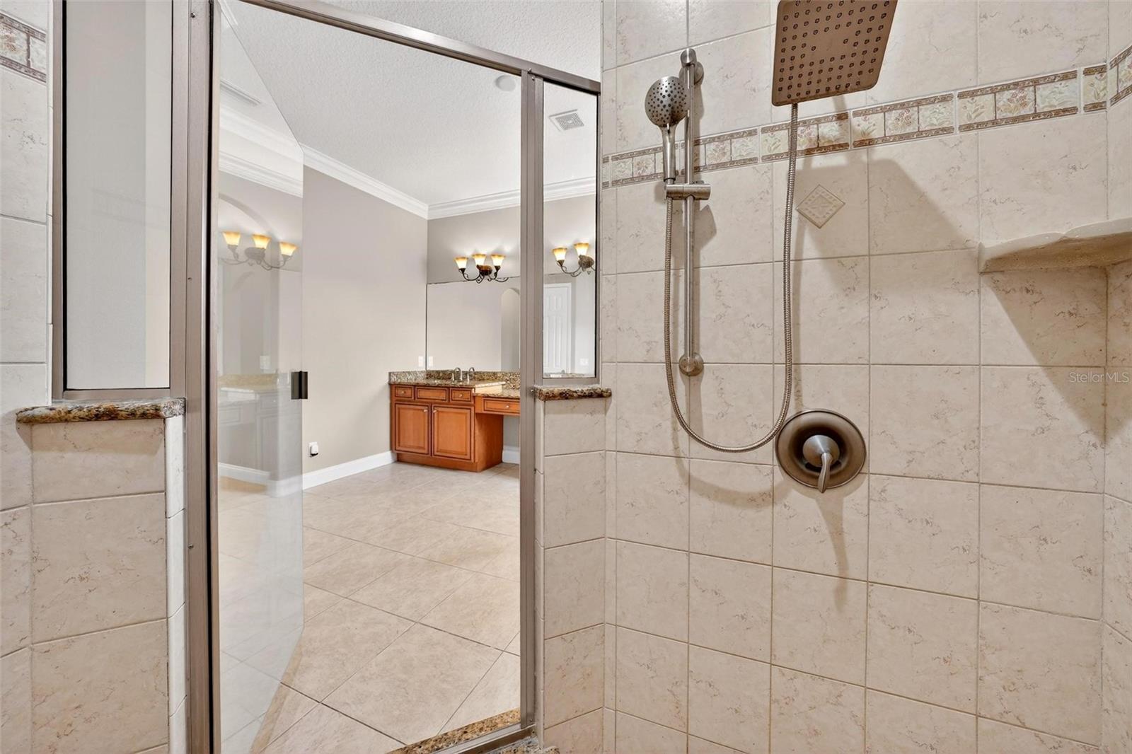 DORA ESTATES - Residential