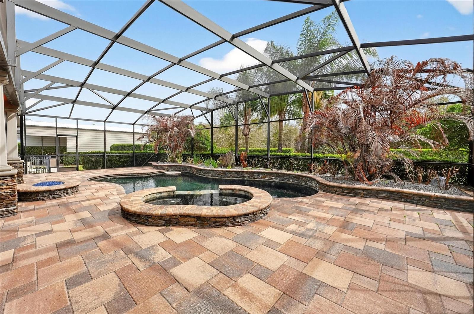 DORA ESTATES - Residential