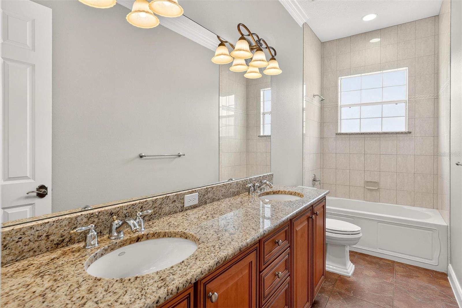 DORA ESTATES - Residential