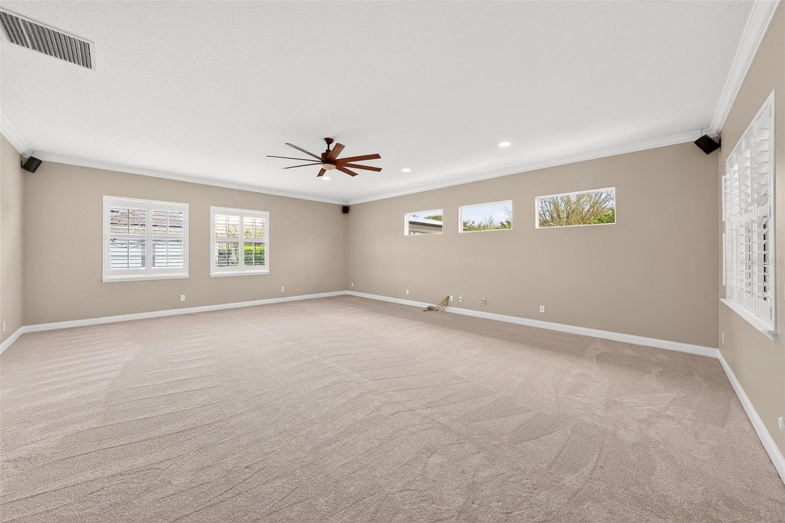 DORA ESTATES - Residential