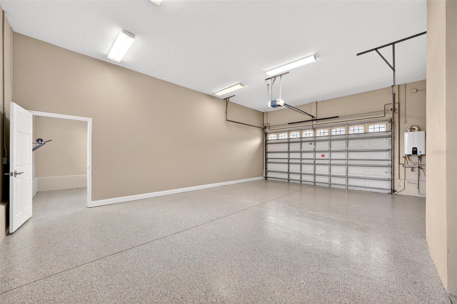 DORA ESTATES - Residential