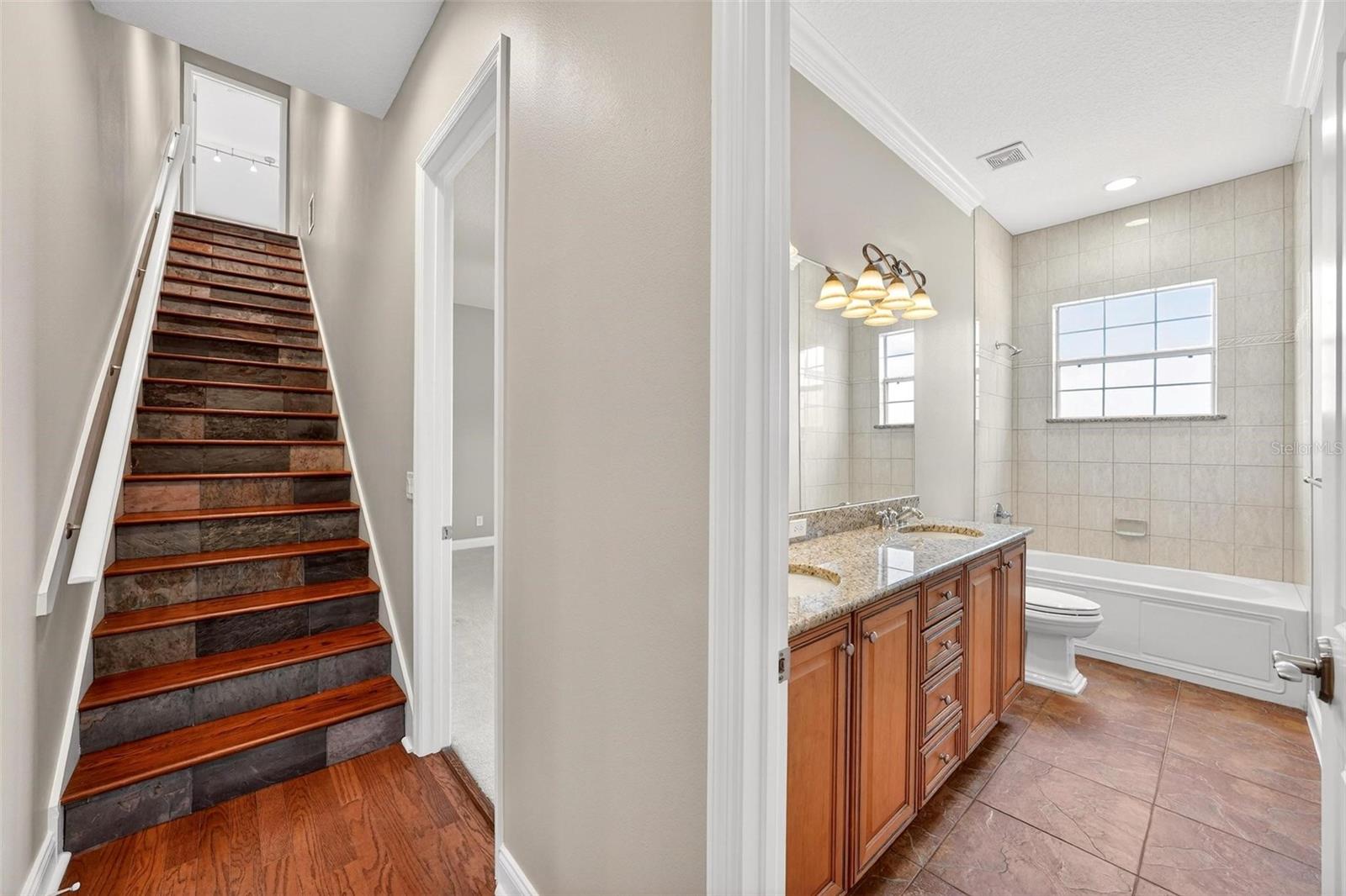 DORA ESTATES - Residential