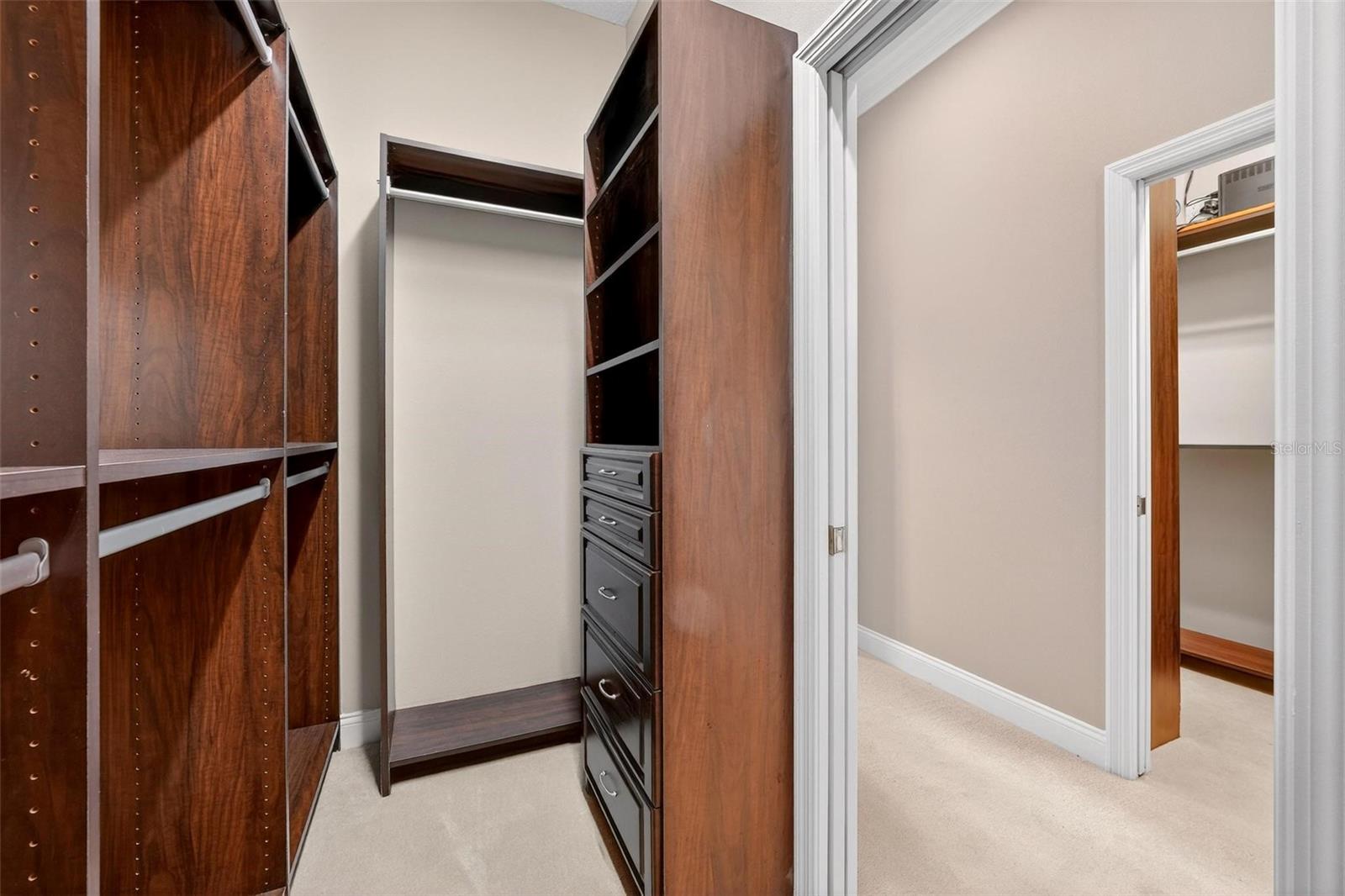 DORA ESTATES - Residential