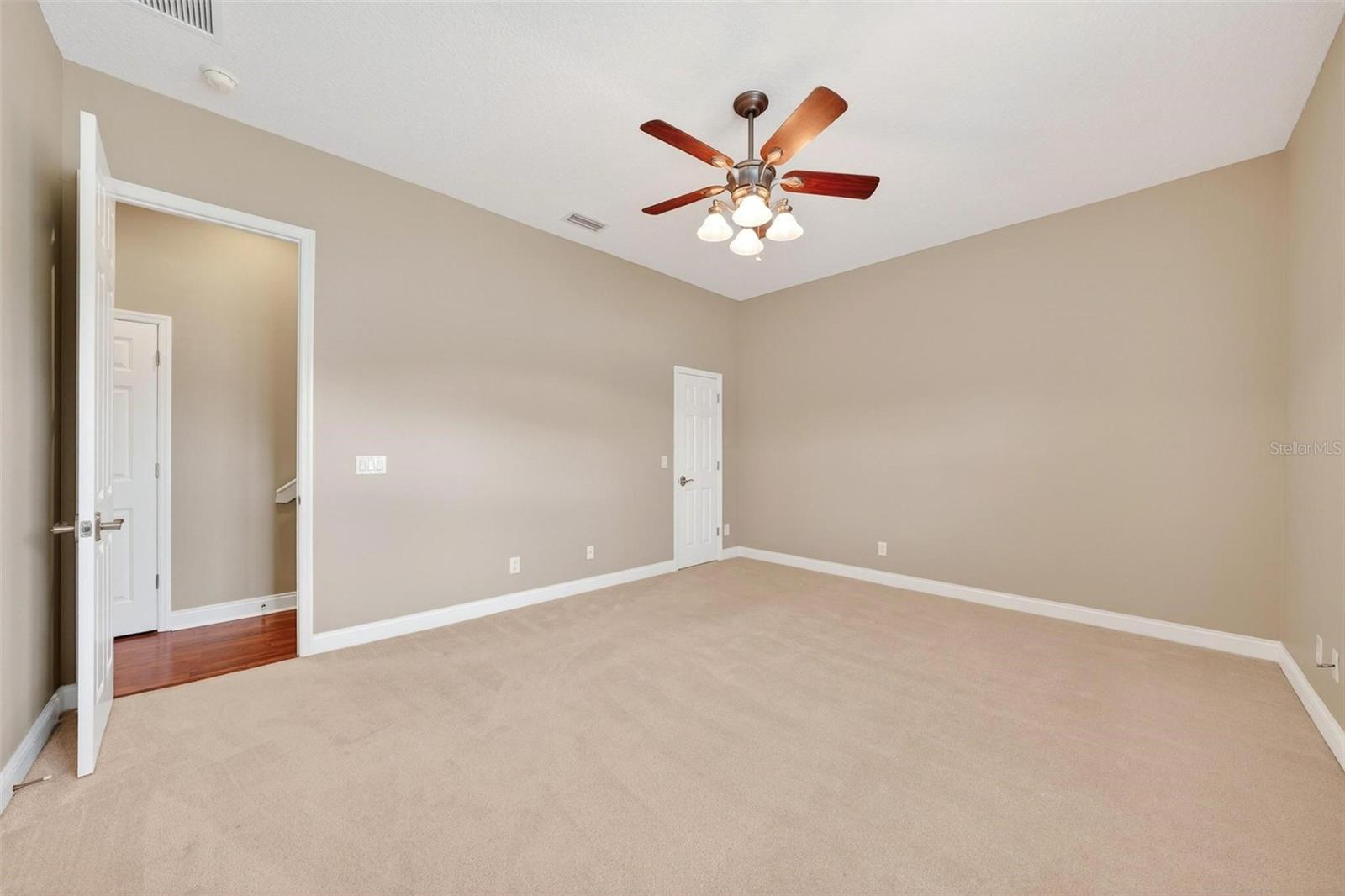 DORA ESTATES - Residential