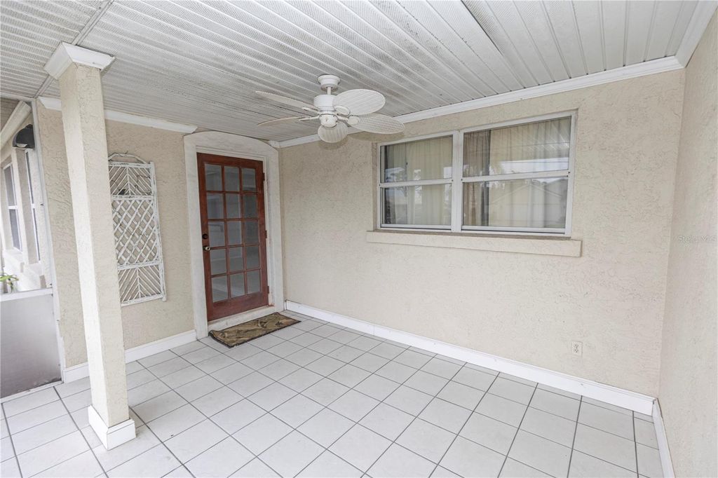Photo of 407 Park Boulevard S, Venice, FL 34285 (MLS # D6142348)