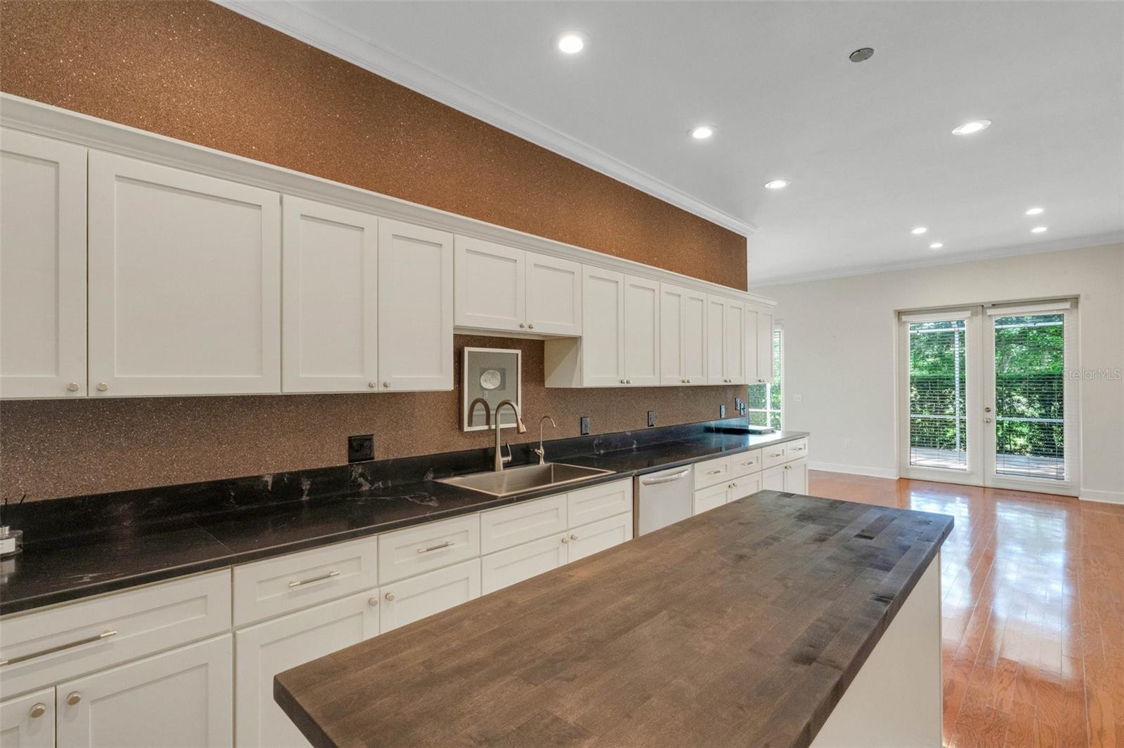 PRESTWICK - Residential Lease