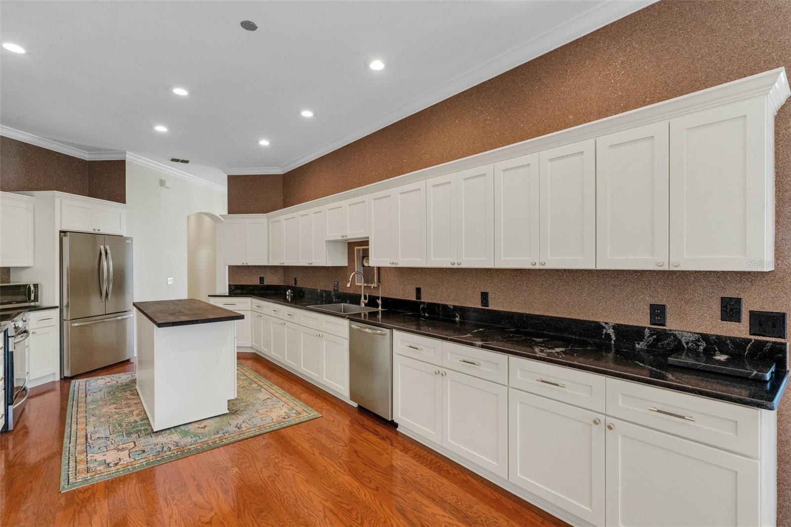 PRESTWICK - Residential Lease