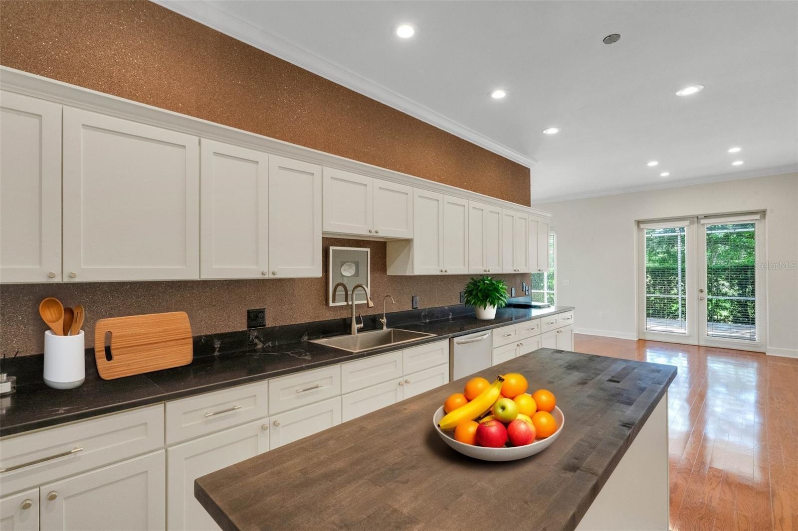 PRESTWICK - Residential Lease