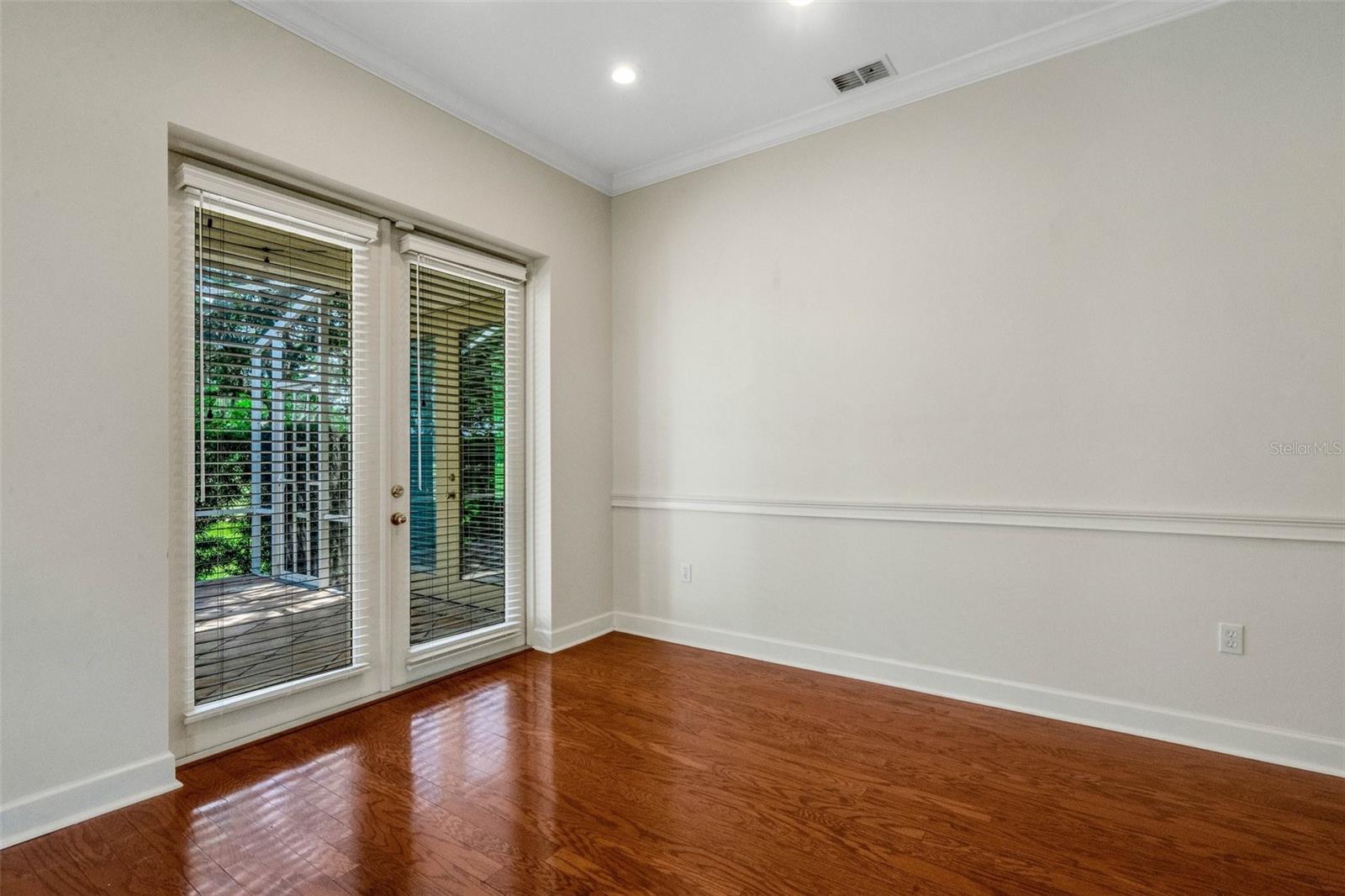 PRESTWICK - Residential Lease