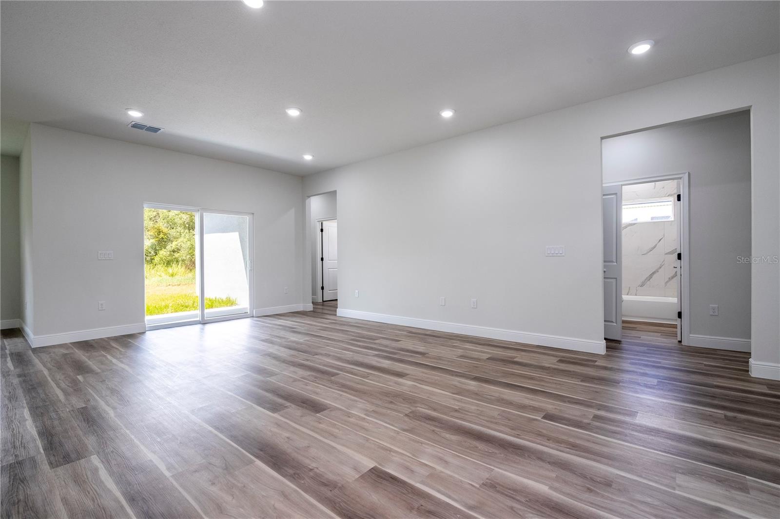 MARION OAKS UN 5 - Residential